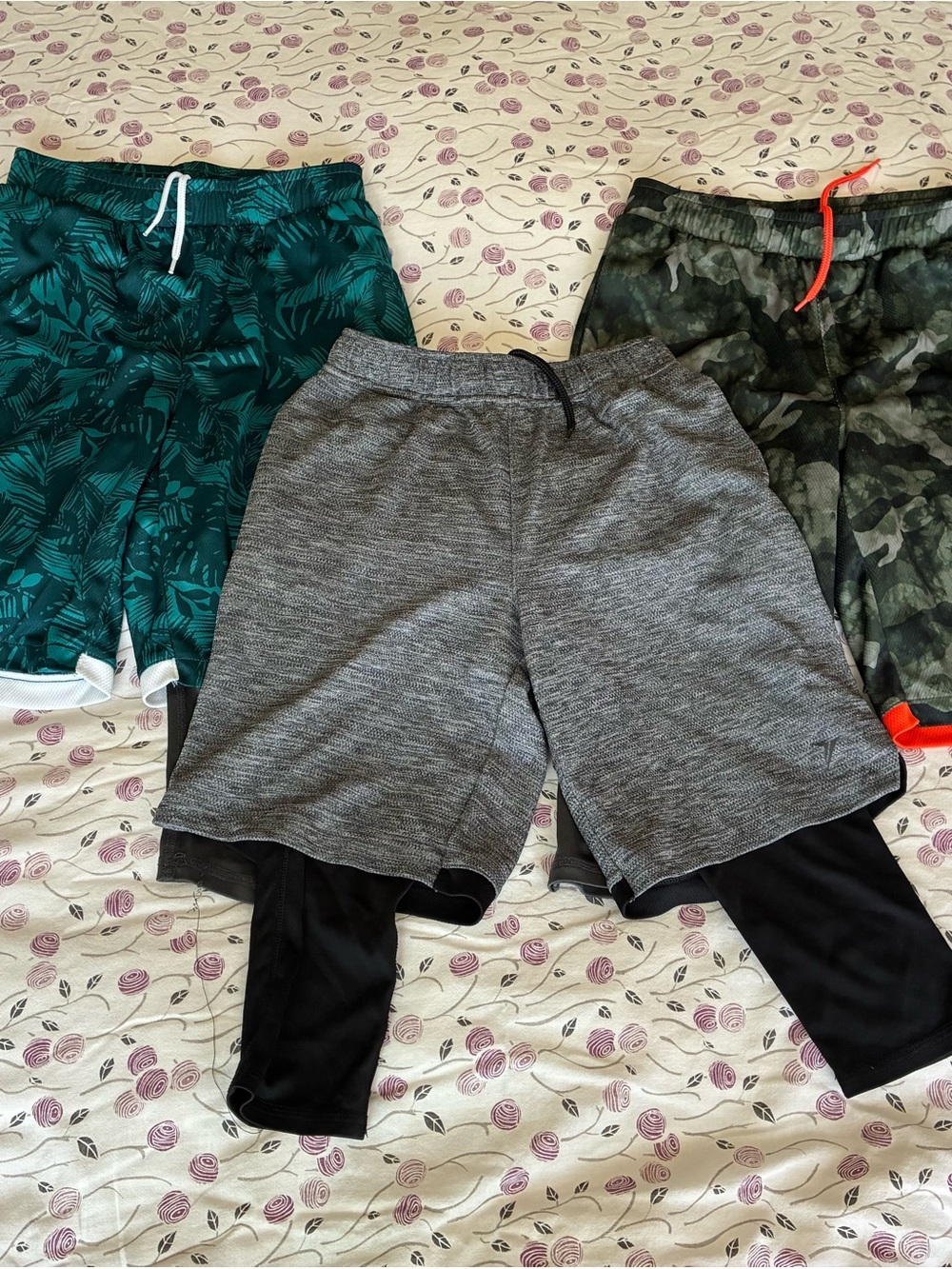 3x Old Navy Active boys basketball shorts. M/8